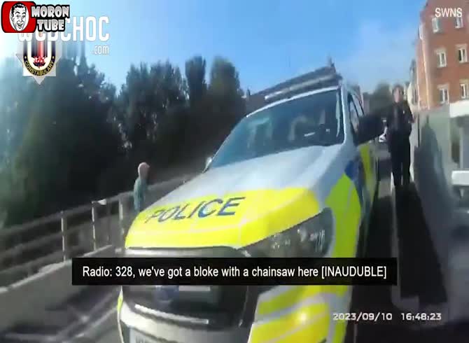 Video :A former soldier uses his military vehicle to sow mayhem in a community